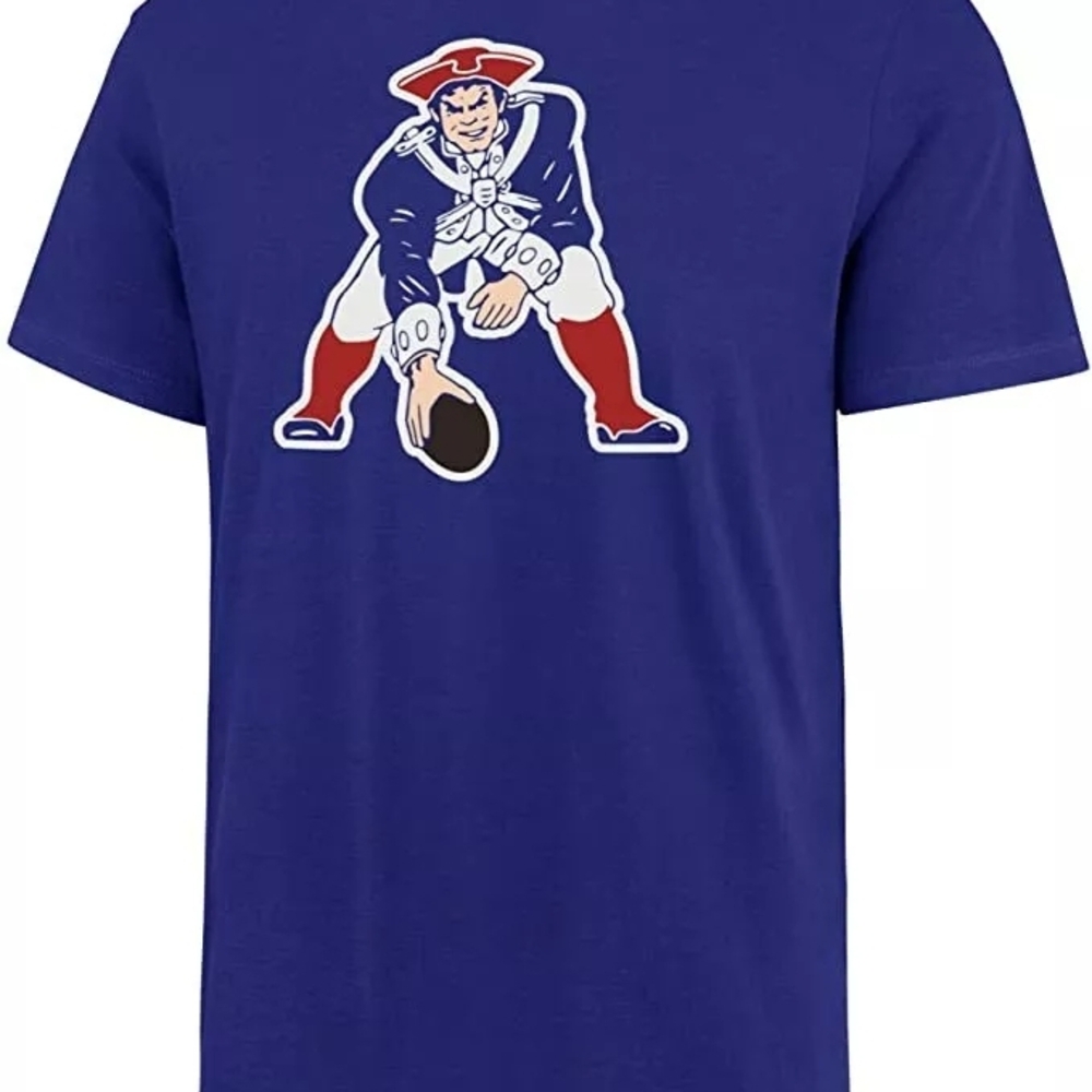New England Patriots Men's SMALL T-shirt "Pat The Patriot" Throwback NFL Blue